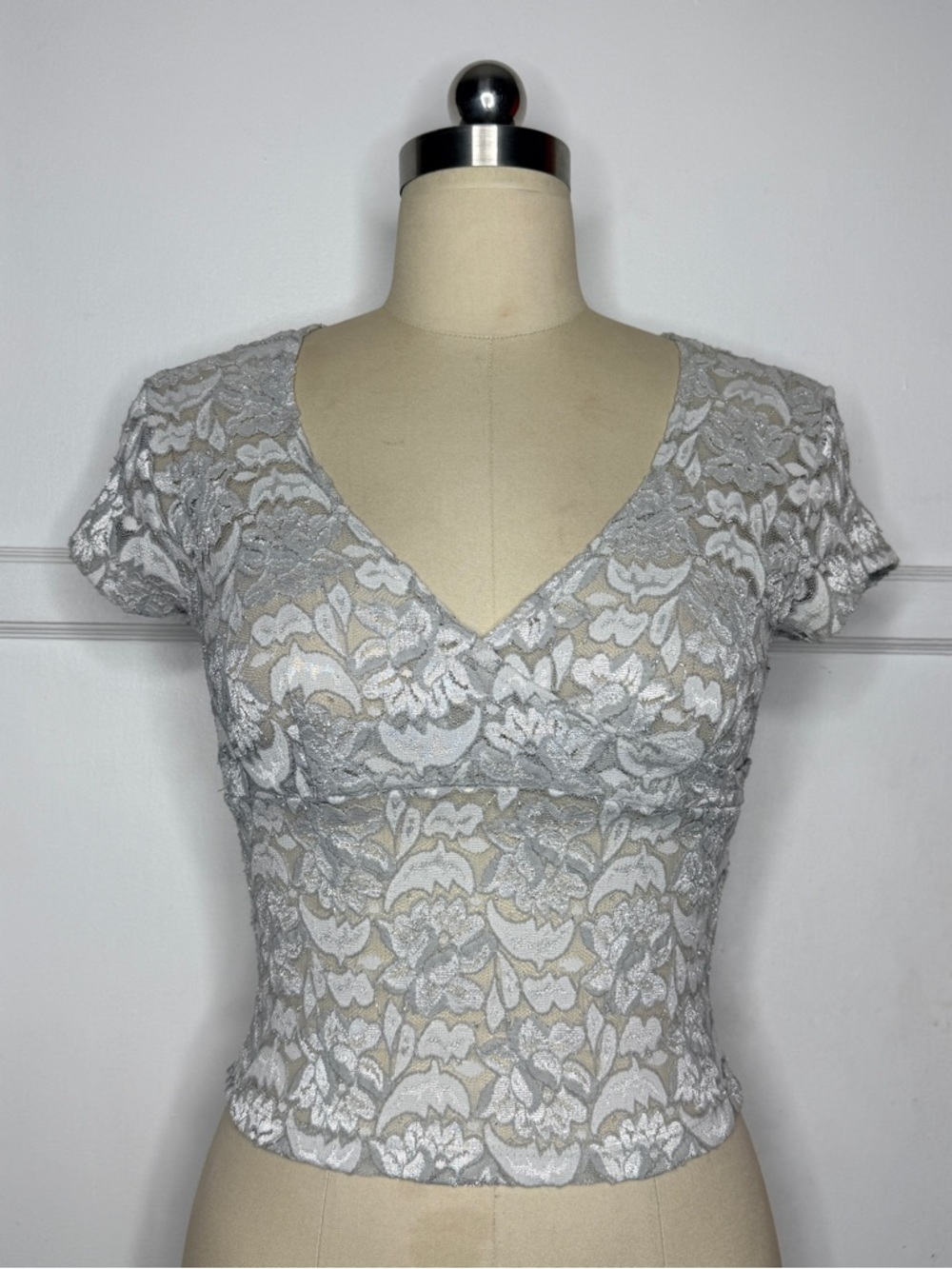 Timint grey lace top